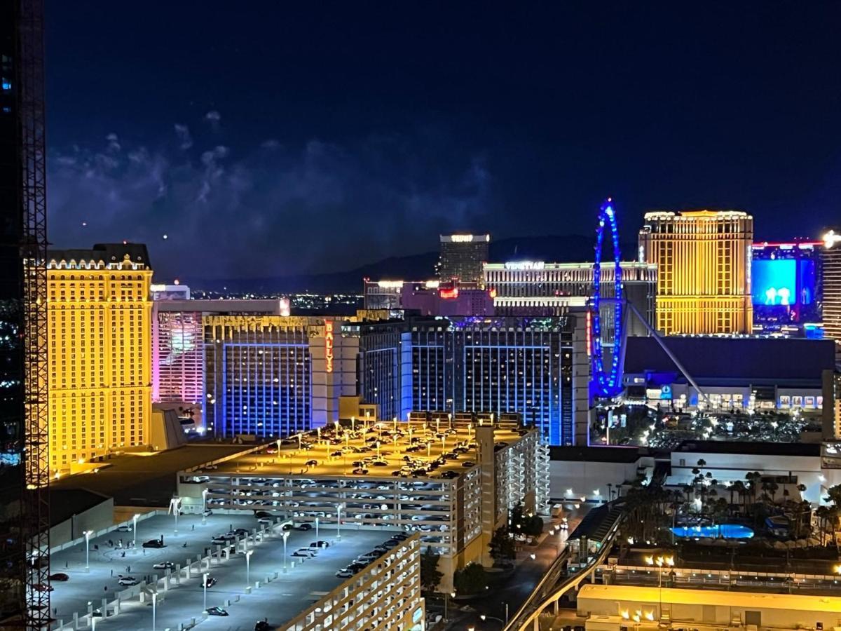 Balcony Suite Strip View Las Vegas Esterno foto